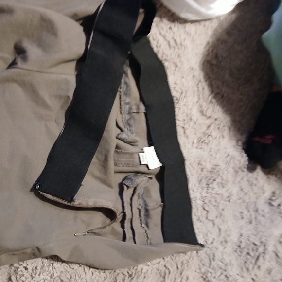 Women pants - Picture 4 of 4